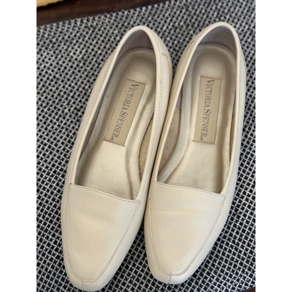 Victoria Spenser Vintage Beige Leather Loafers W 6.5W Office Casual Preppy